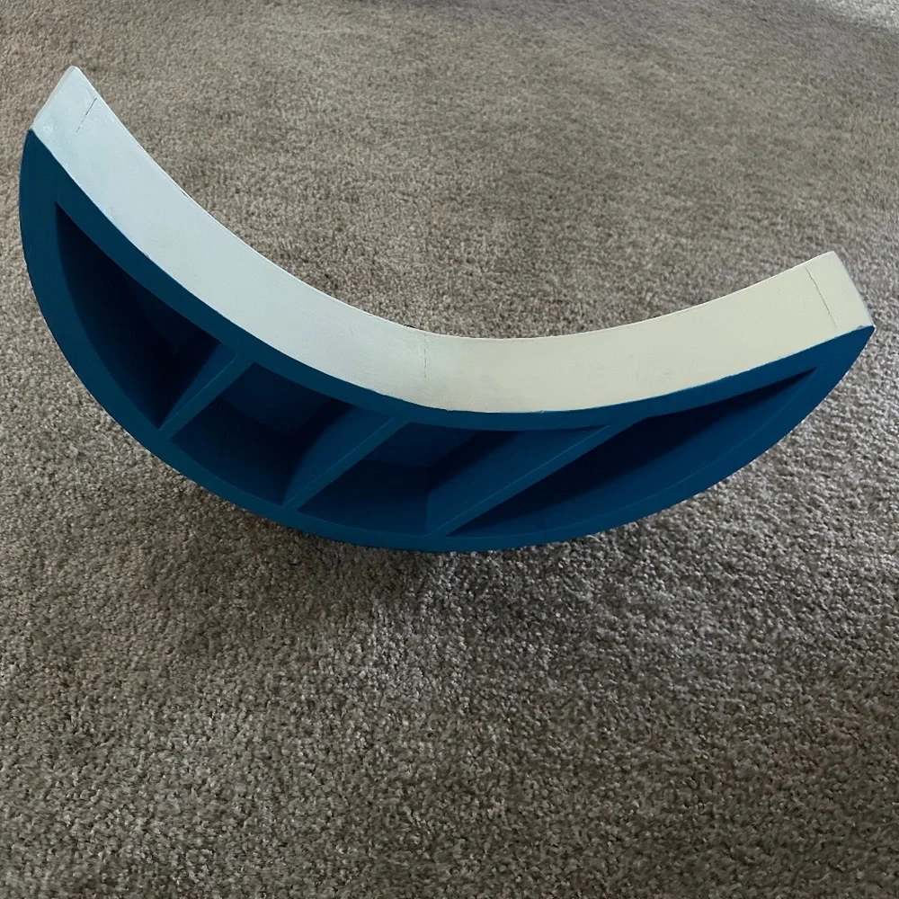 Half-Moon Wood Shelf Decor – Light Blue, Navy & Gray